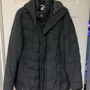 Black coat MK size XL